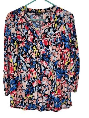 3/$20 Cocomo Multicolor Floral V-Neck 3/4 Sleeve Blouse